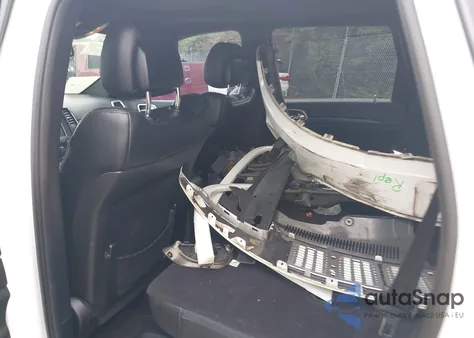 2015 Jeep Grand Cherokee Altitude z USA, uszkodzony, nr VIN 1C4RJFAG4FC821872